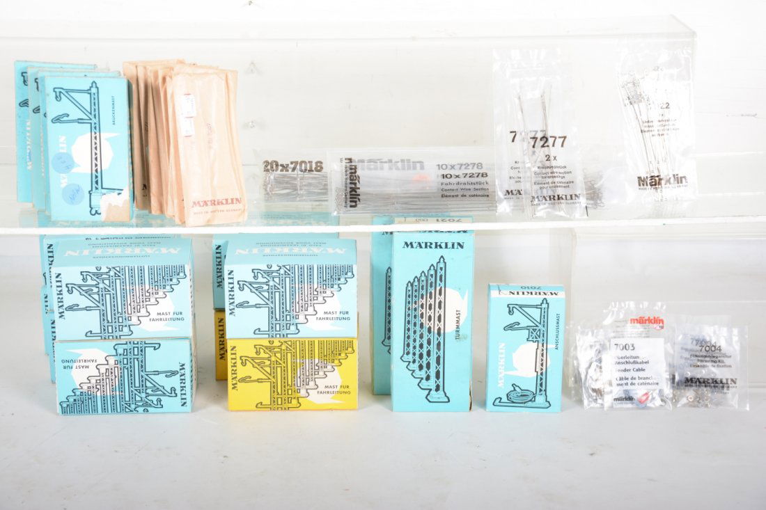 Marklin HO M-Track Overhead  Cantenary Lot (1 of 2)