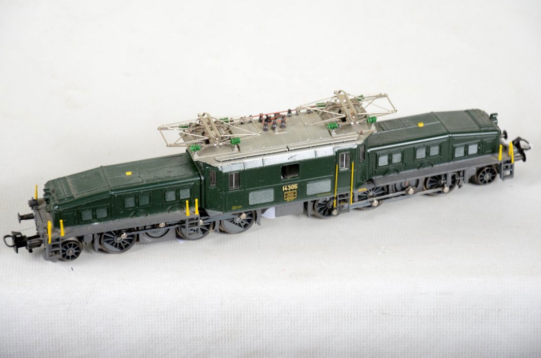 Marklin HO 3556 Swiss Crocodile Electric (1 of 4)