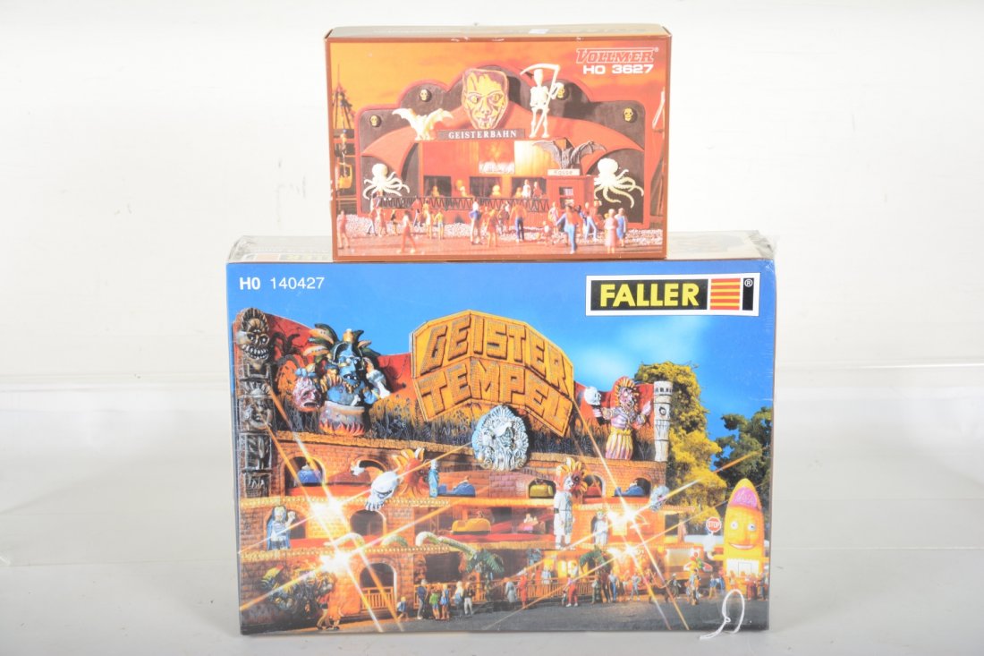 Faller & Vollmer HO Scary Rides (1 of 2)