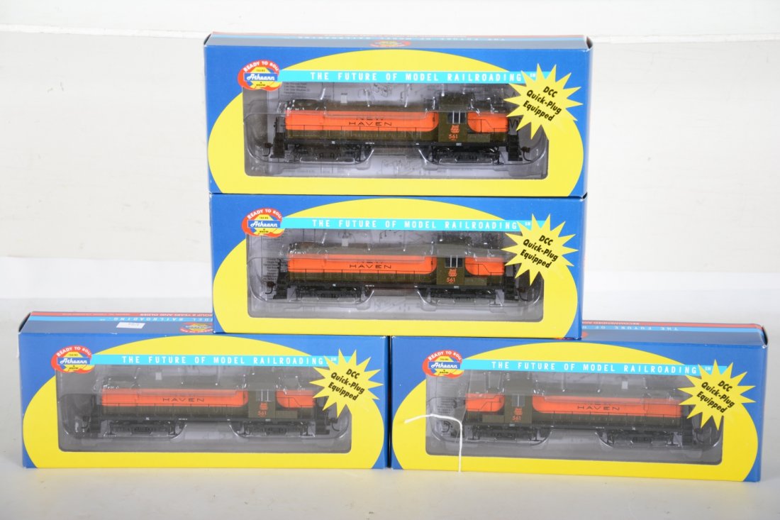 4 Athearn 94010 New Haven RS3 Diesels: All numbers 561 and 2 have been test run, all with boxes, C9-10