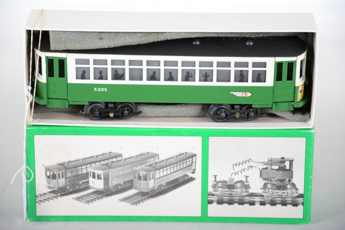 Boxed Bowser O Gauge Trolley (1 of 5)