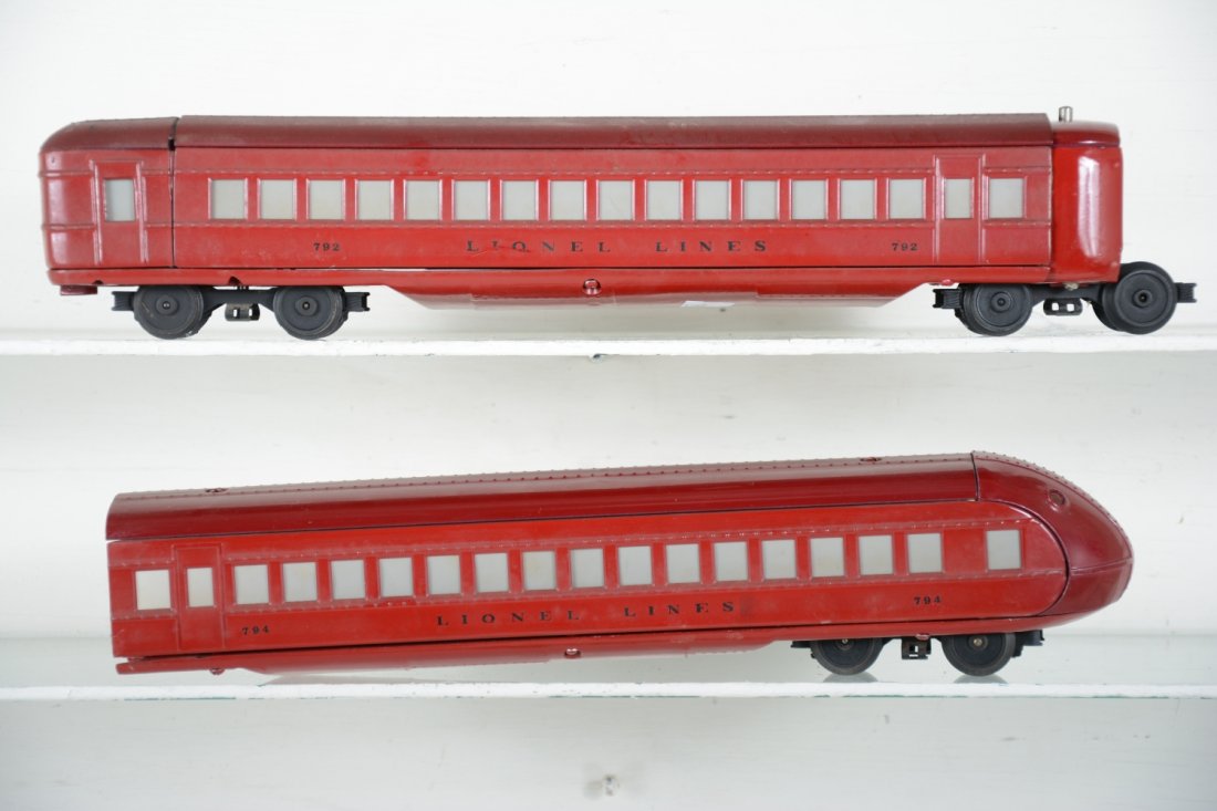 Restored Lionel 792 & 994 Railchief Cars (1 of 4)
