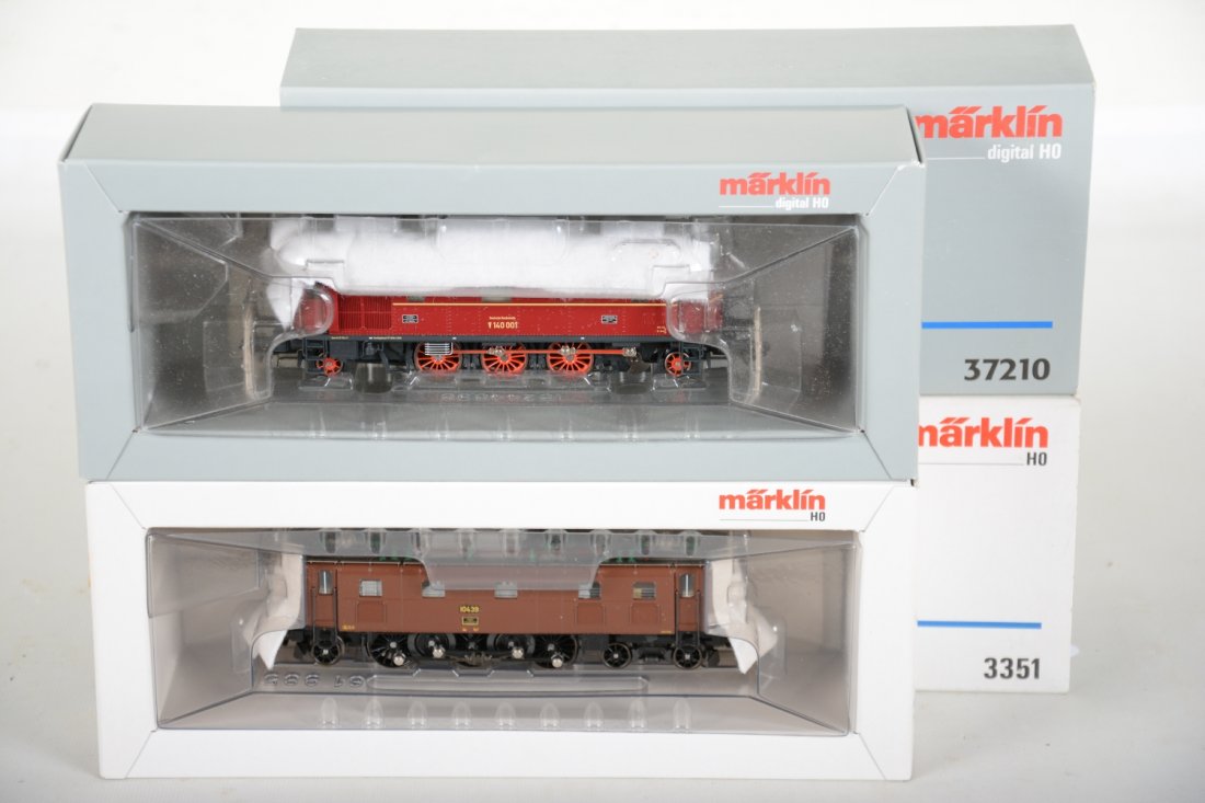 Marklin HO 3351 & 37210 Electric Locomotives (1 of 1)