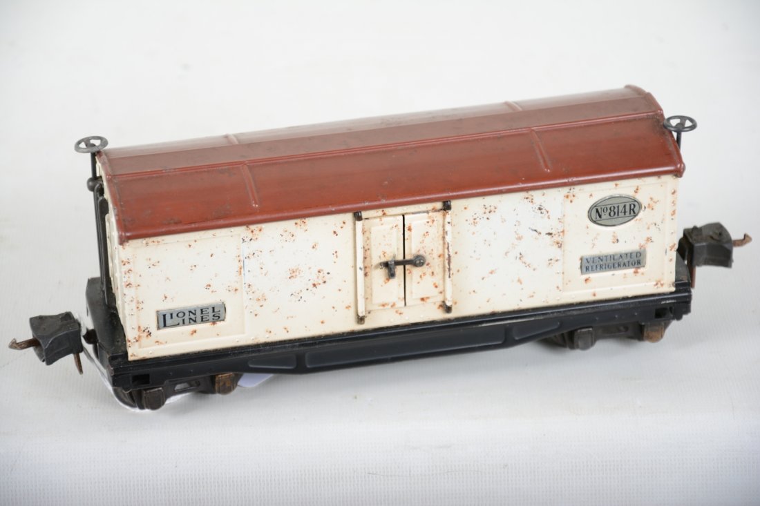 Rare Lionel Late Plated 814R Reefer (1 of 4)