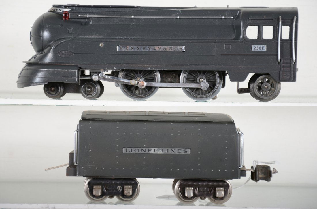 Clean Lionel 238E PRR Torpedo Locomotive (1 of 4)