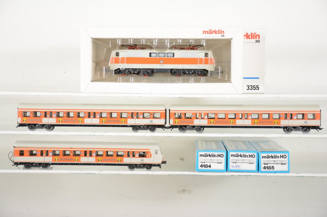 Marklin HO Jagermeitter Passenger Set (1 of 4)