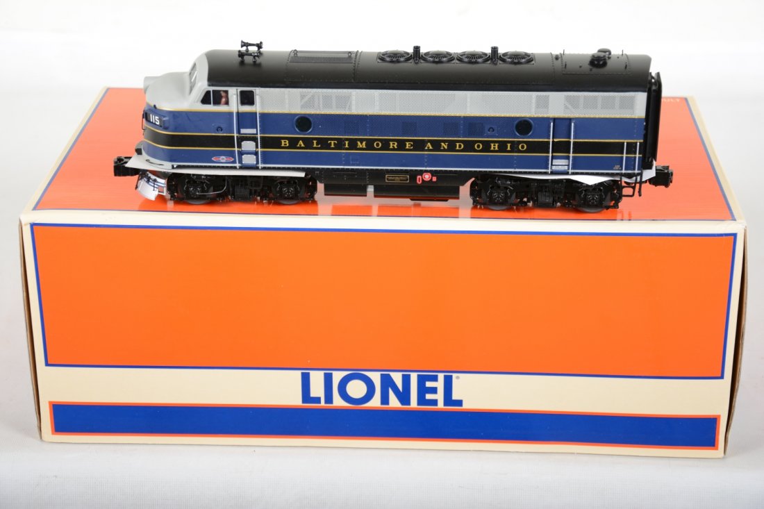 Lionel 14565 B&O F3 AA Diesels (1 of 2)