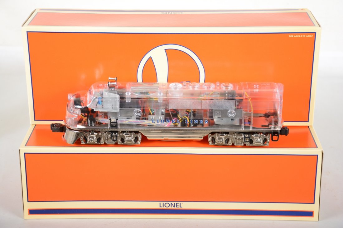 Lionel 38151 & 38152 F3 Platinum Ghost Diesels (1 of 2)