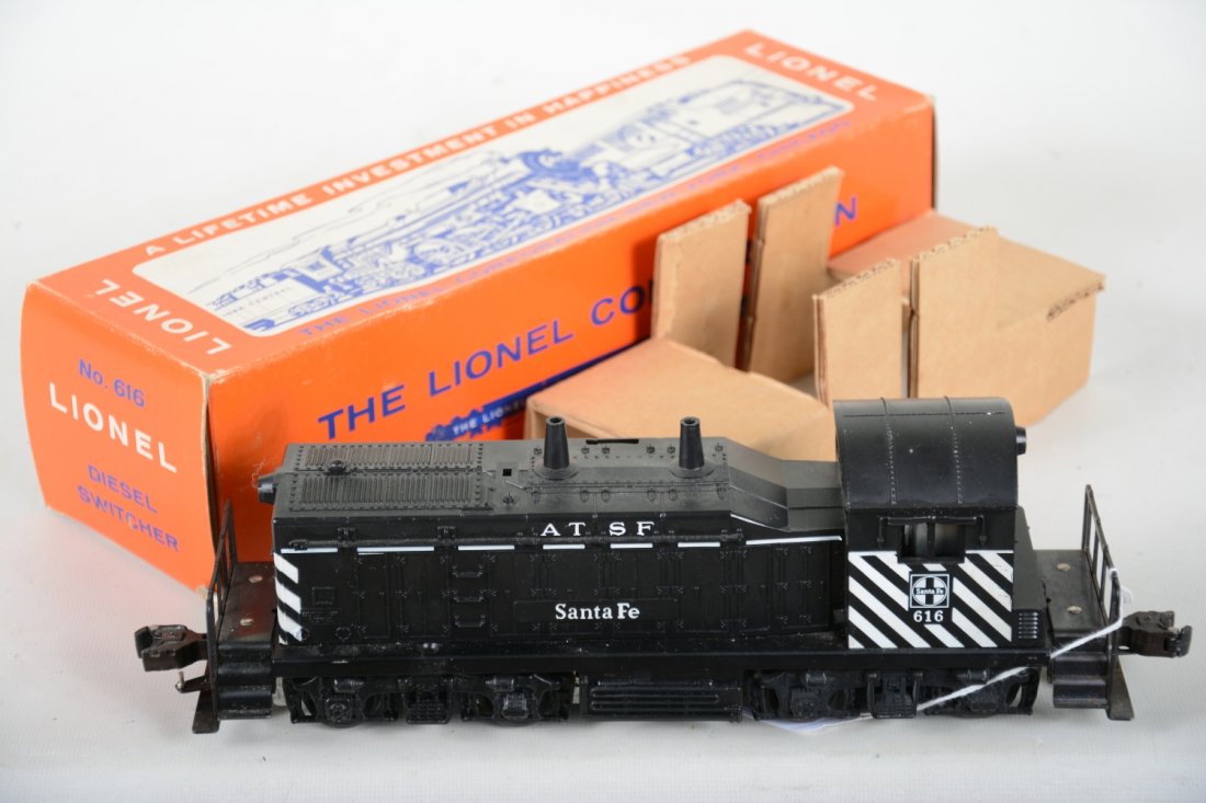 Clean Boxed Lionel 616 SF NW2 Diesel (1 of 4)