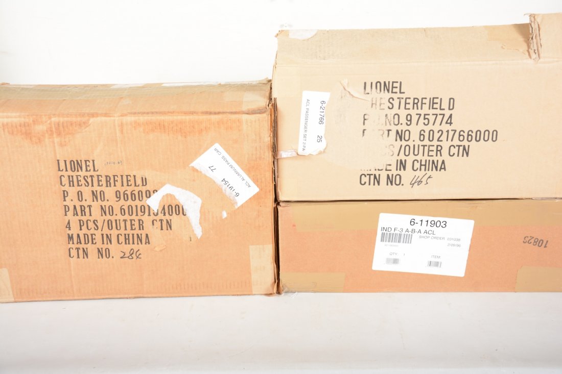 MINT Lionel ACL Diesel Passenger Set (1 of 1)