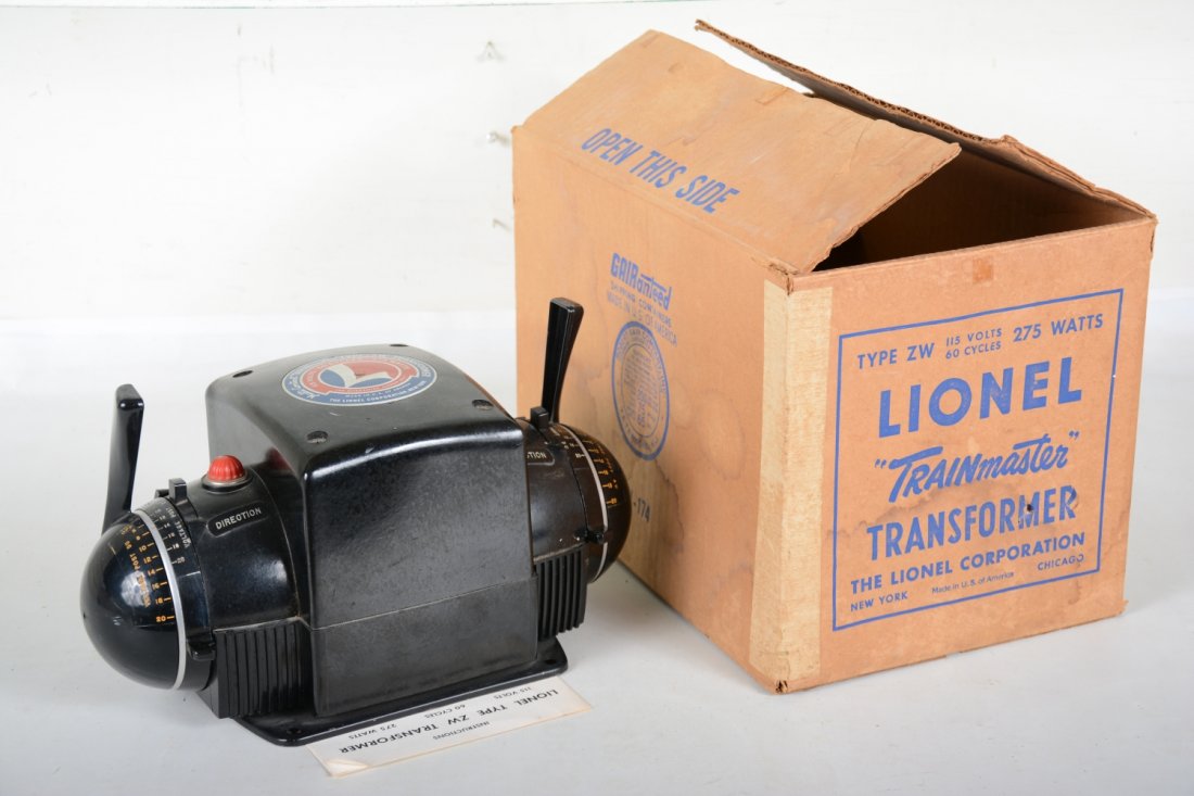 Boxed Lionel ZW 275 Watt Transformer (1 of 2)