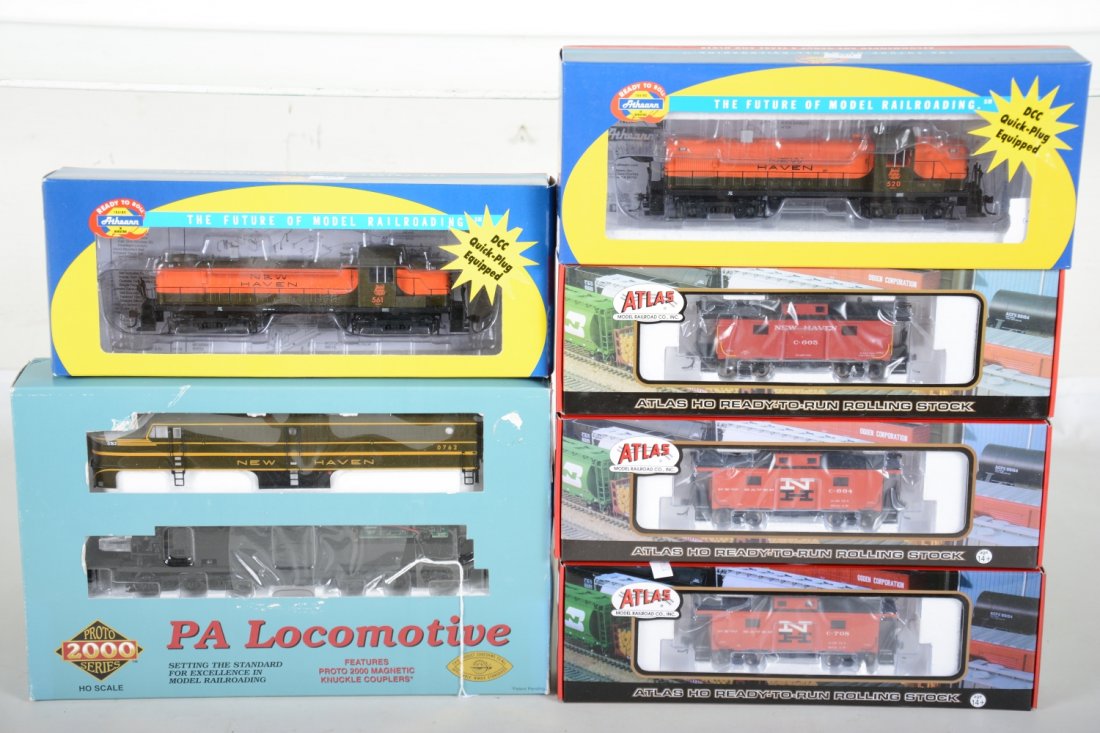 NH HO Diesels & Caboose Pairs (1 of 2)