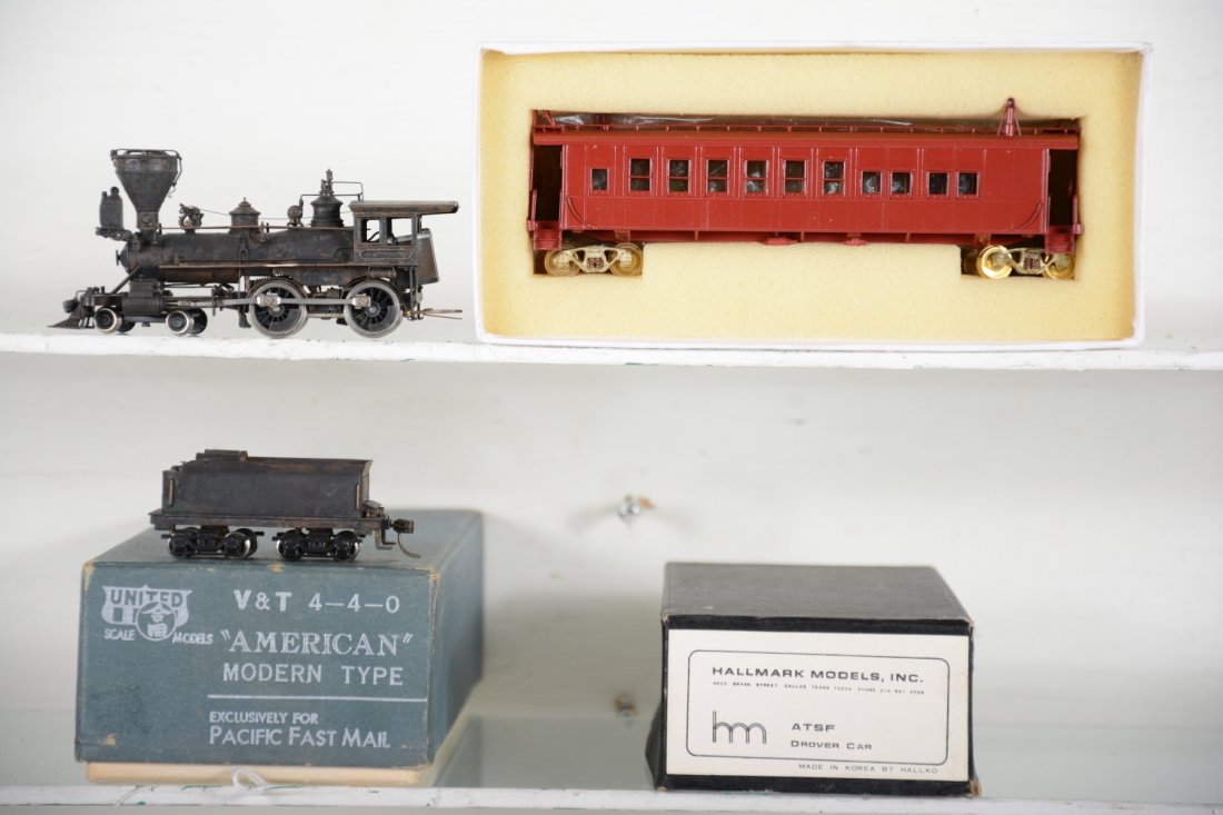 HO Brass V&T Loco with Coach (1 of 4)