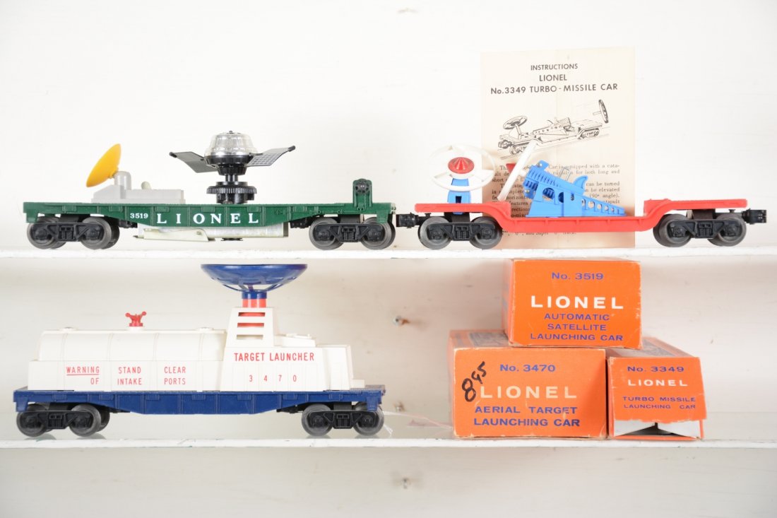 NMint Boxed Lionel Space Cars (1 of 4)