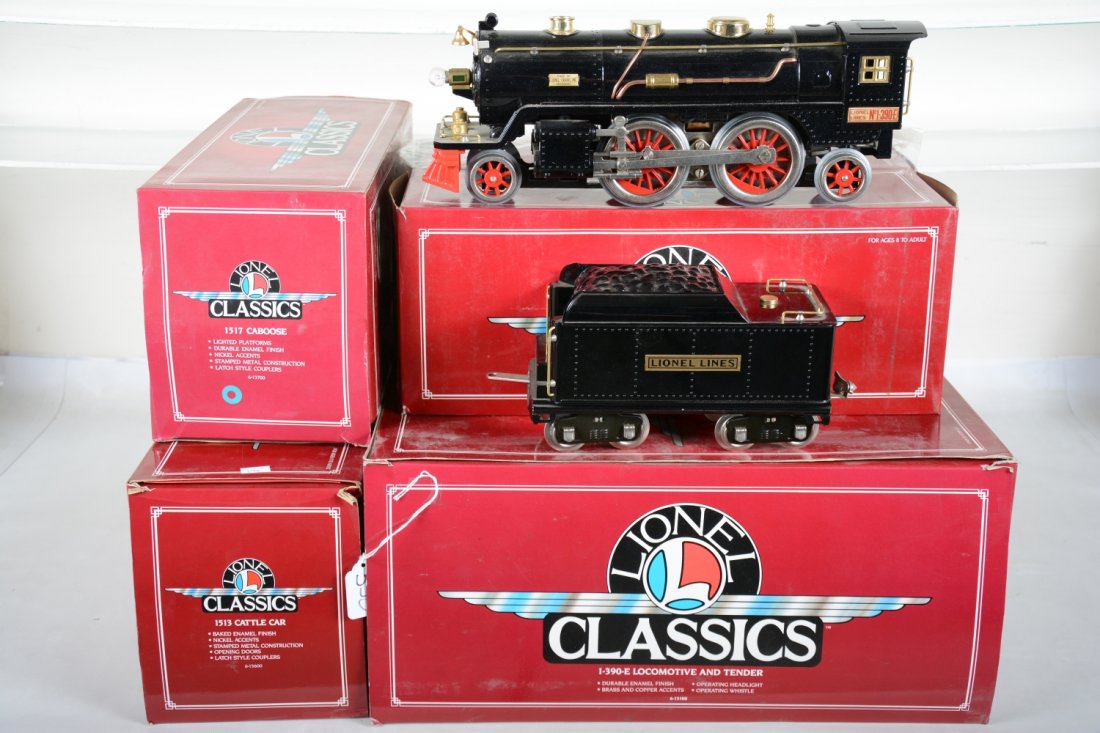 Lionel Classics I390E Freight Set (1 of 2)