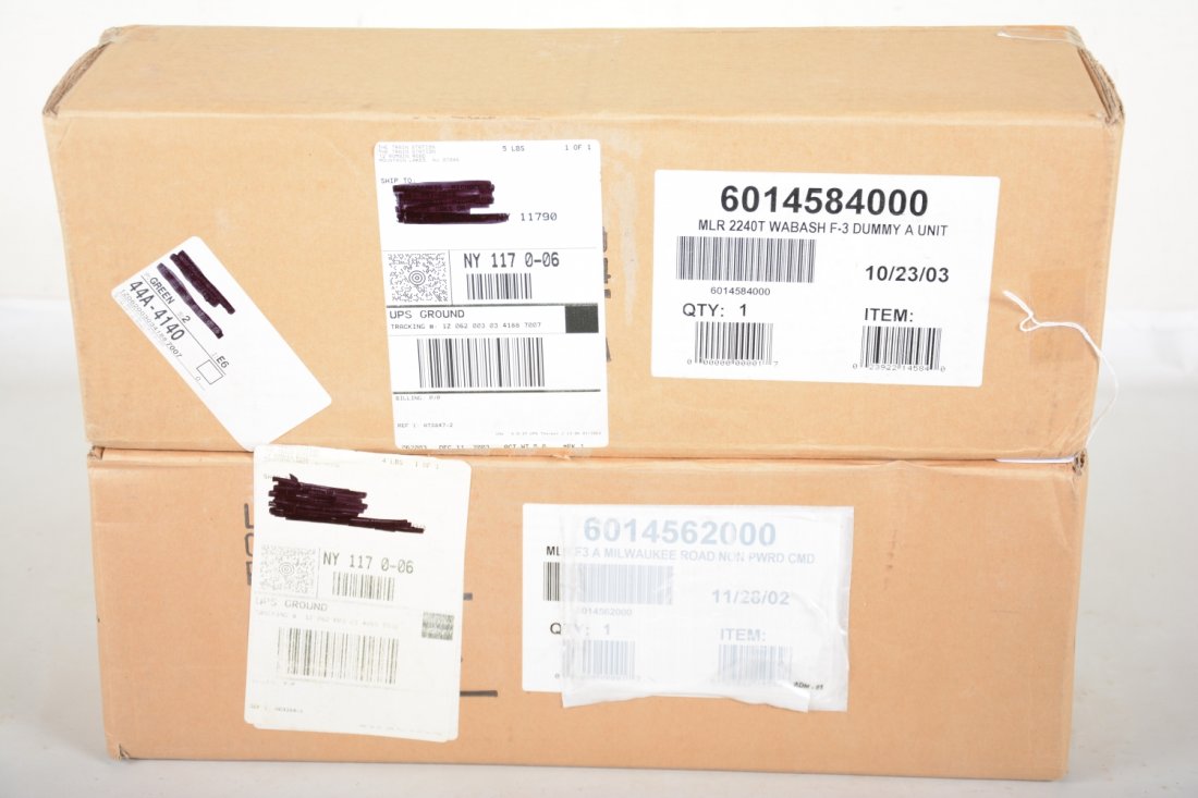 Lionel F3 Dummy A Add-On Units (1 of 1)