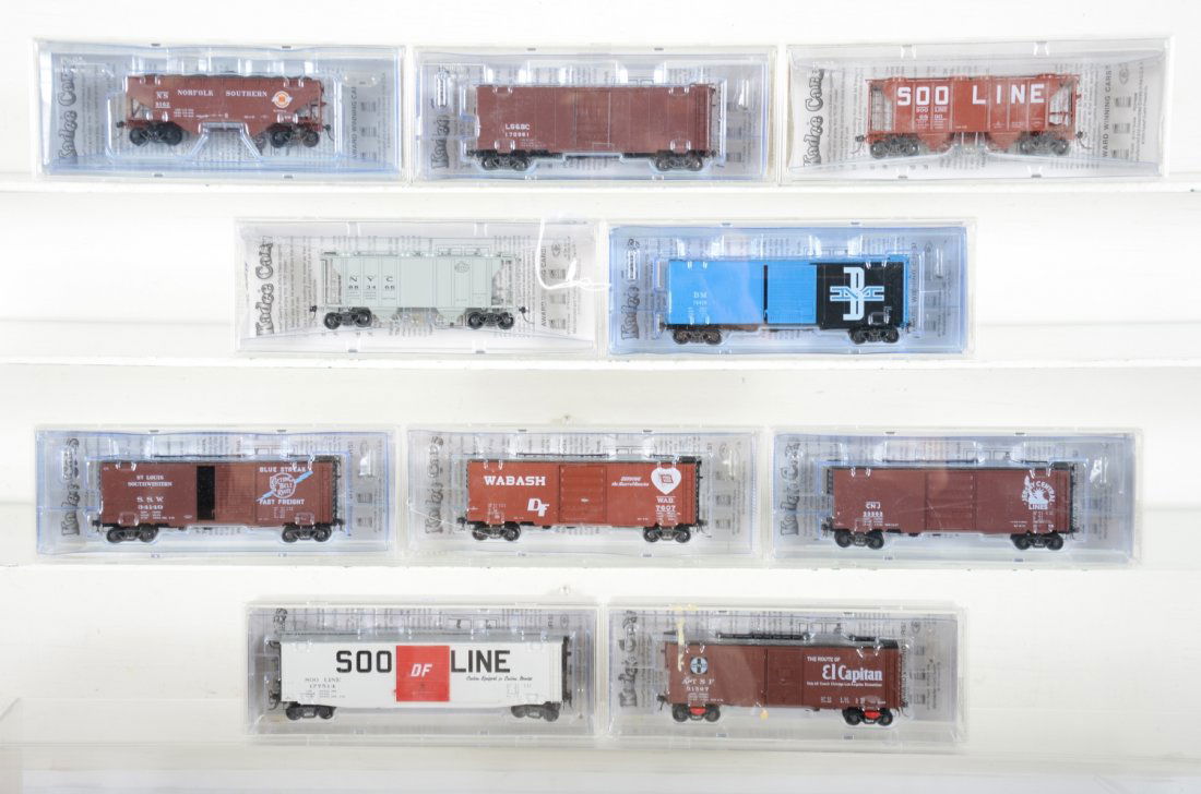 10 Kadee HO Freight Cars (1 of 2)
