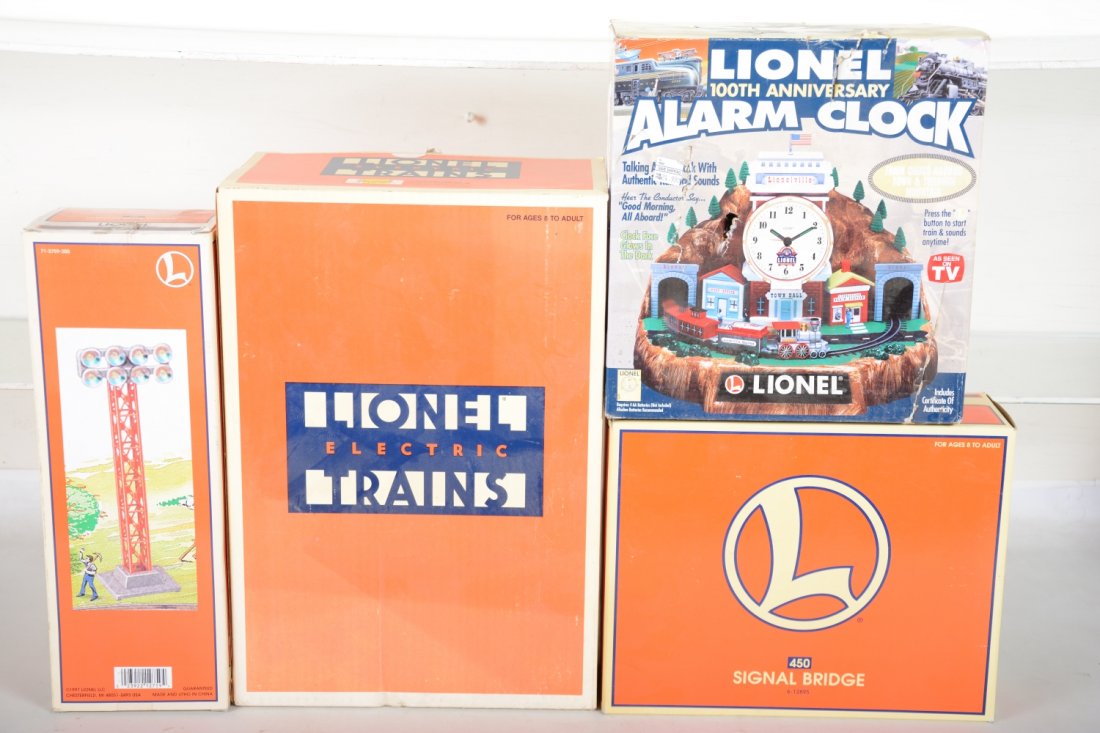 Lionel Accessory Lot (1 of 2)