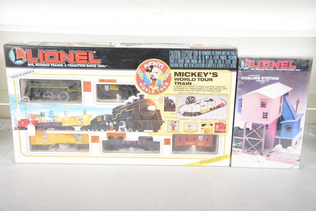 Lionel 11721 Mickeys World Tour Set, Plus (1 of 2)