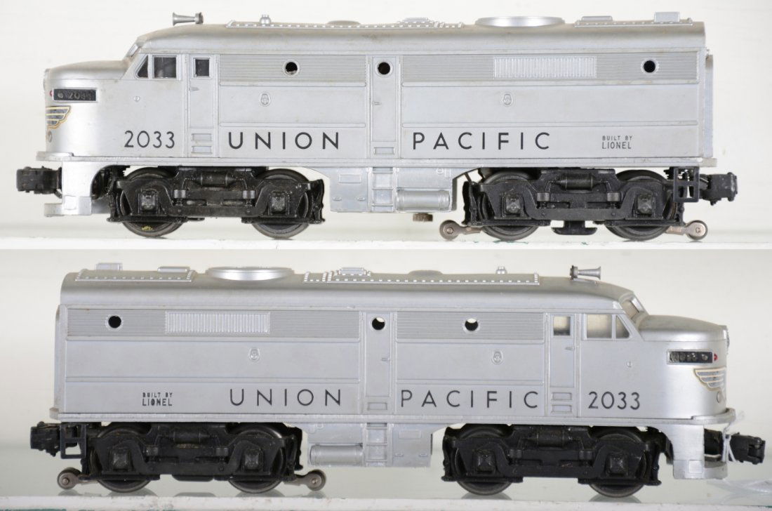Lionel 2033 UP AA Diesels (1 of 5)