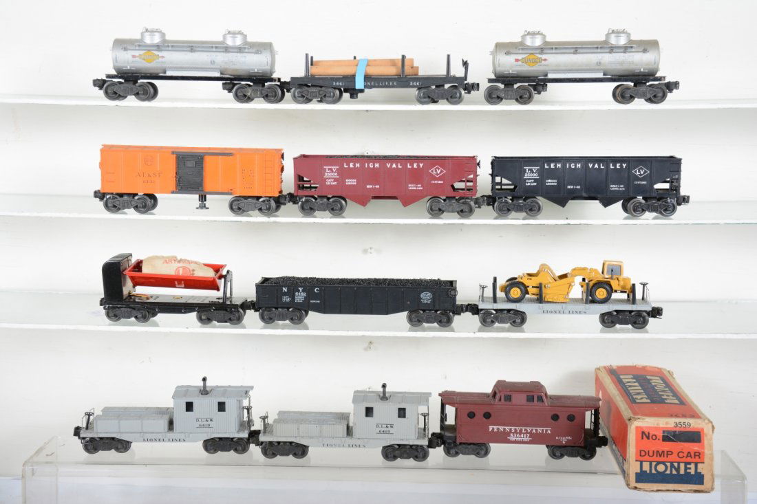 Lionel Freight Cars (1 of 4)