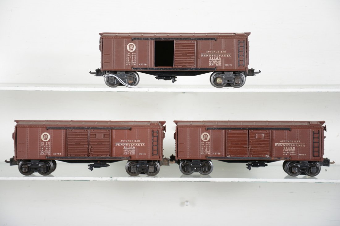 3 Lionel 2758 PRR Boxcars (1 of 4)