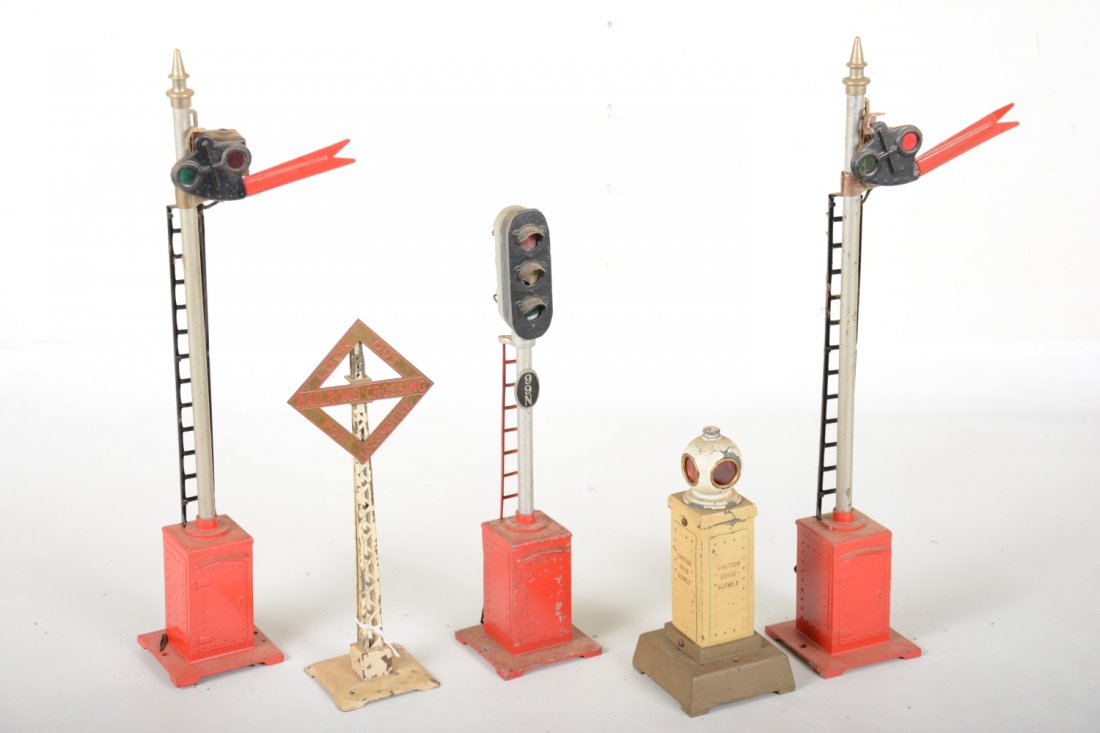 Lionel Pre War Accessories (1 of 2)