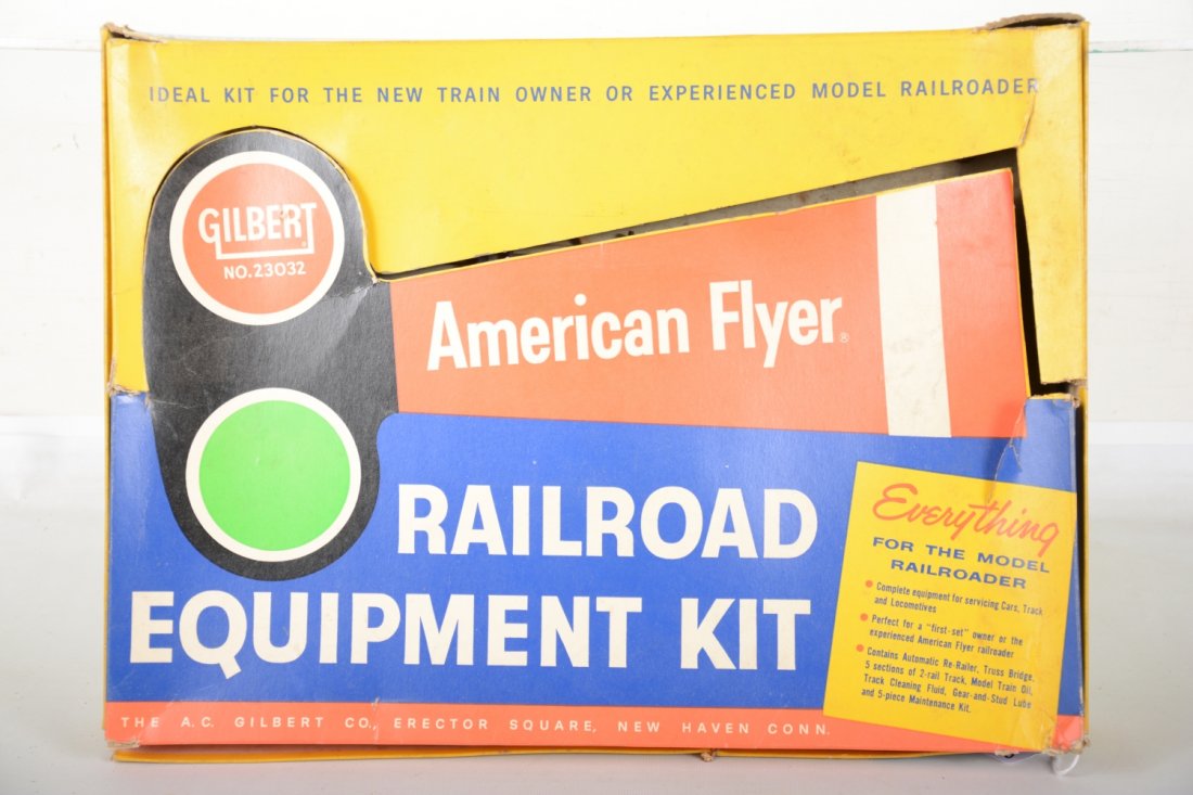 Boxed American Flyer 23032 RR Equipment Set (1 of 3)