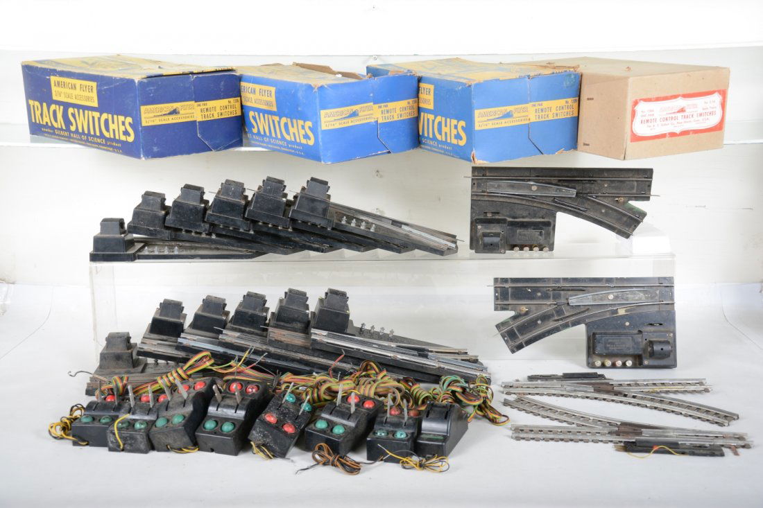 American Flyer S Gauge Remote Switches (1 of 4)