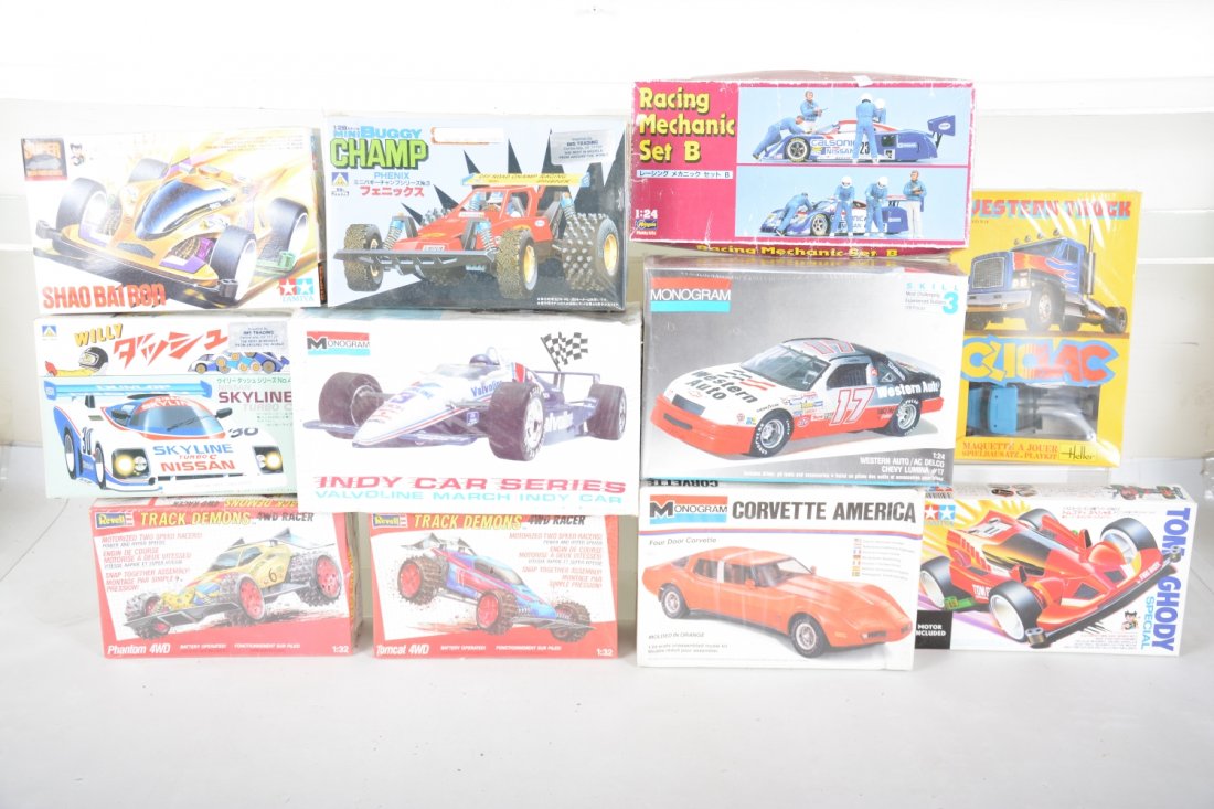 Assorted Vintage Car Model Kits (1 of 2)