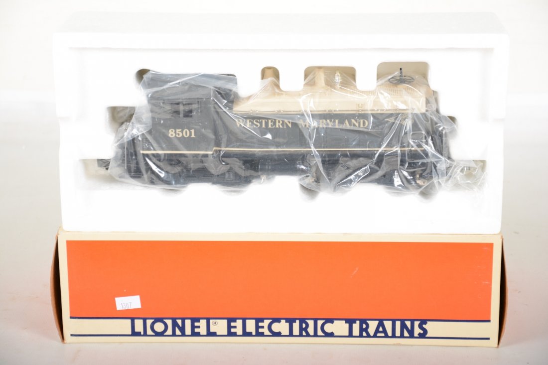 Lionel 16501 WM NW-2 Diesel With Bell (1 of 2)