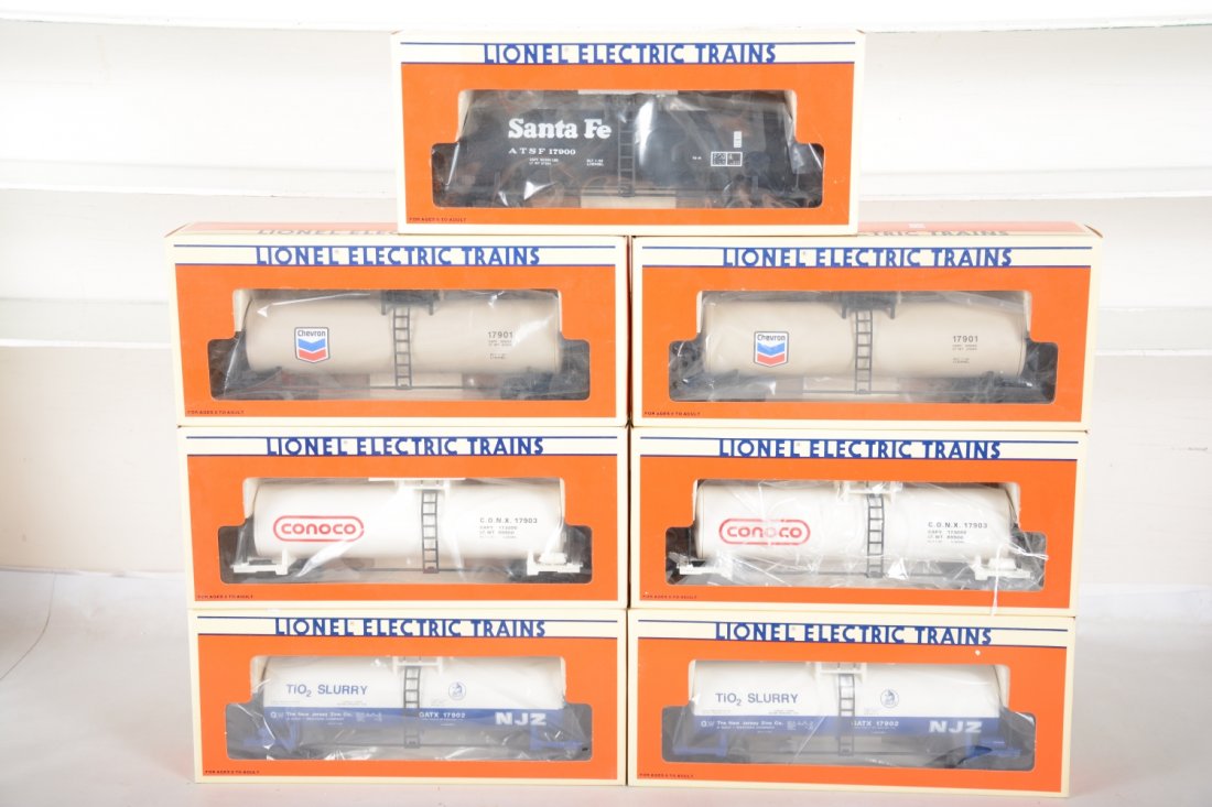 Lionel Standard O Tank Cars (1 of 2)