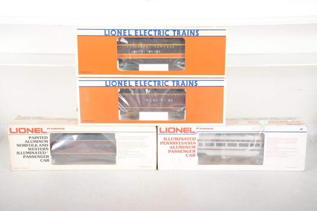 4 Lionel Aluminum Passenger Cars: Includes 19108 N&W full vista-dome; 9563 N&W combine; 19129 IC full vista-dome; 9575 Congressional PRR coach. All appear new in lightly worn boxes, C9-10