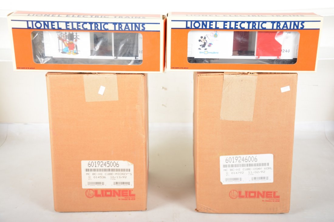 Case Ea. Lionel Mickey Mouse 19245 & 19246 (1 of 2)