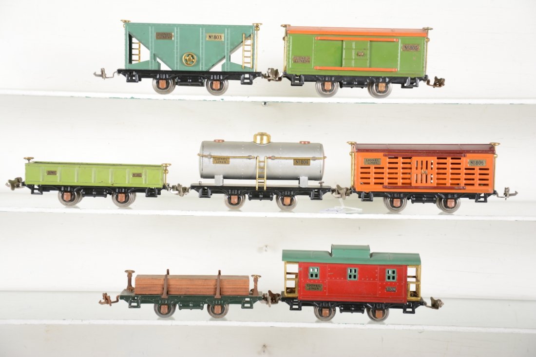 Clean Lionel 800 Series Freight Cars (1 of 4)