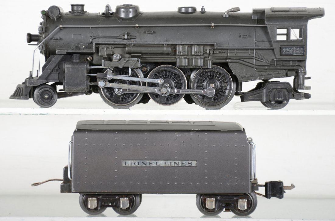 Lionel 225E Gunmetal Locomotive (1 of 4)