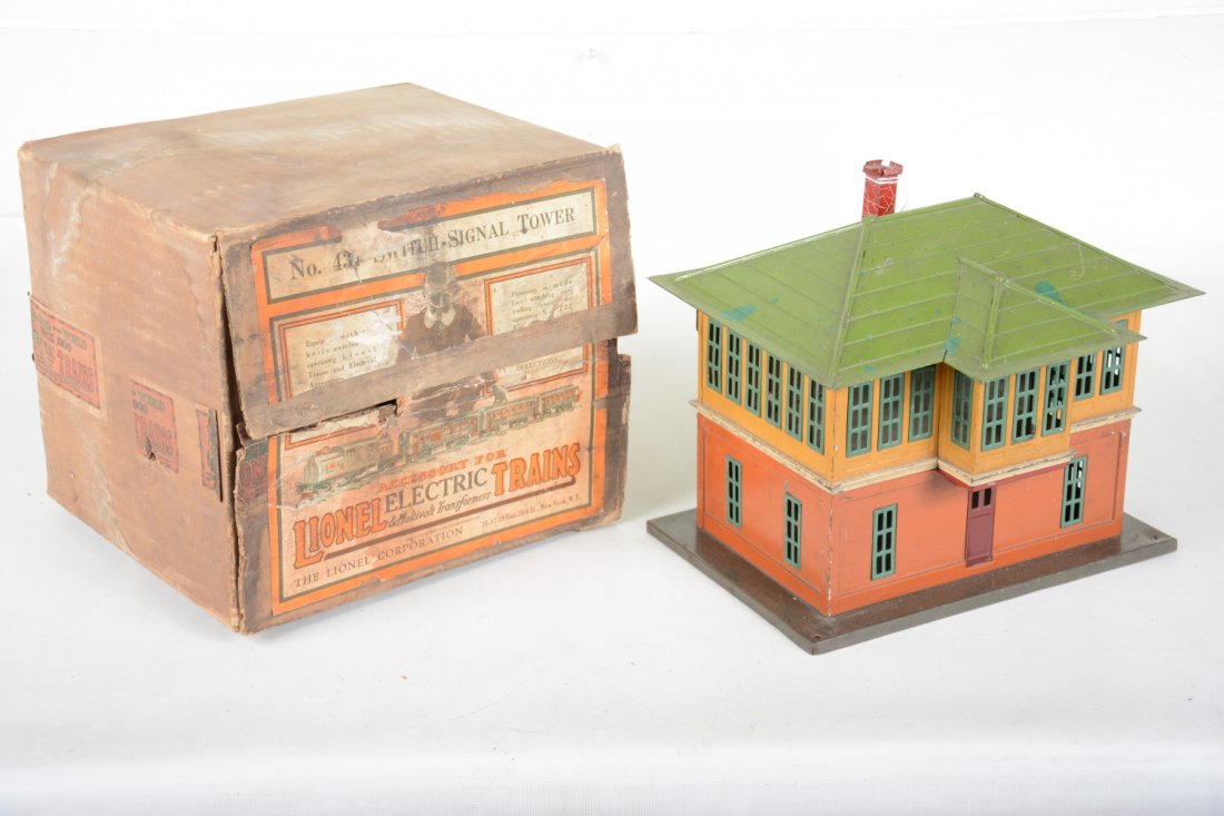 Boxed Lionel 437 Switch Tower (1 of 2)