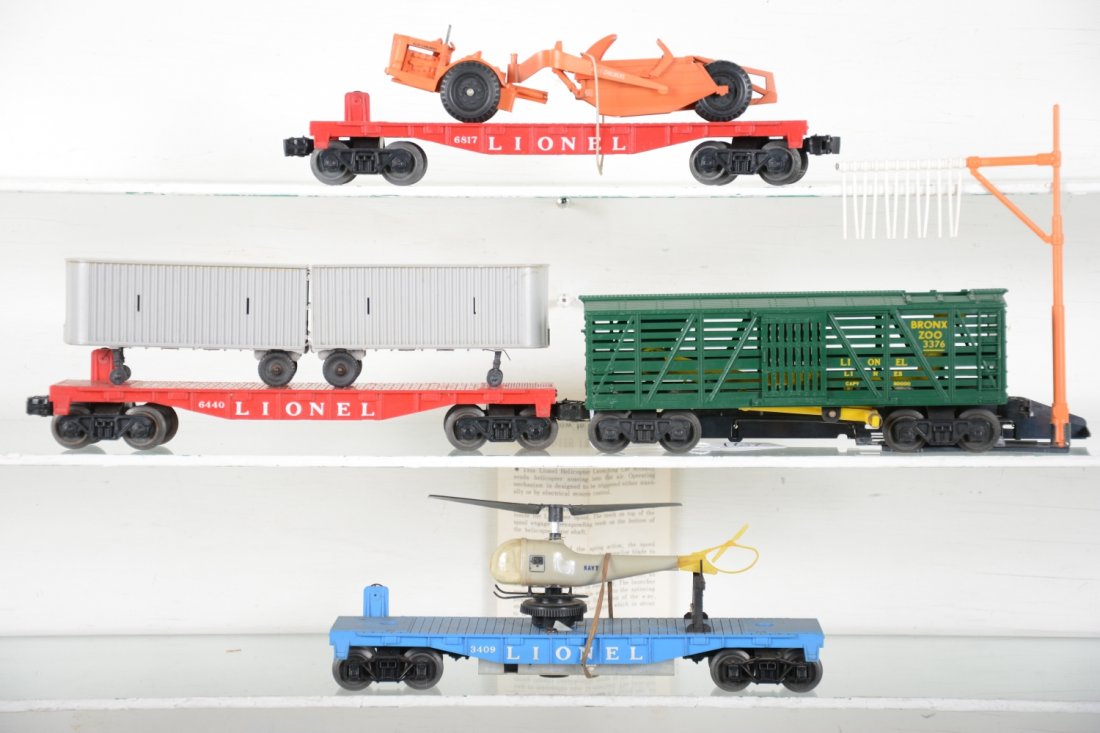 Late Lionel Freight Cars (1 of 4)
