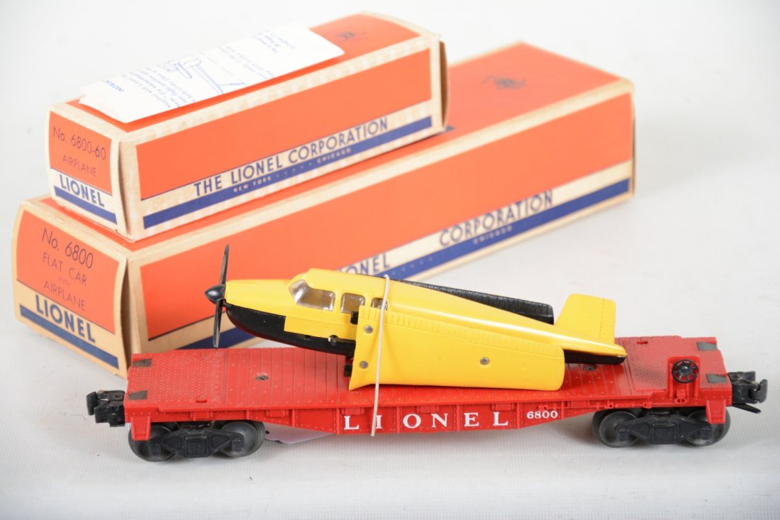 Clean Lionel 6800 Airplane car with Dash 60 Box (1 of 4)