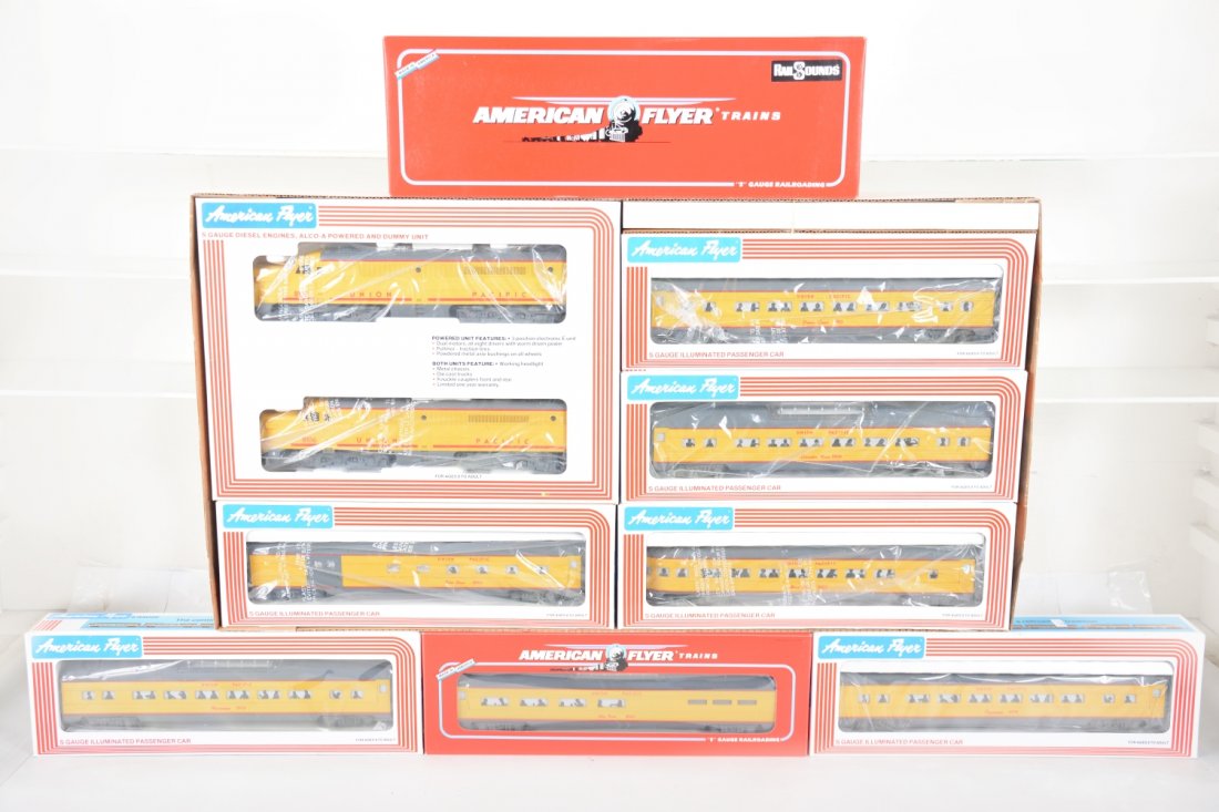 American Flyer Lionel Pony Express Set 49600, Plus (1 of 2)