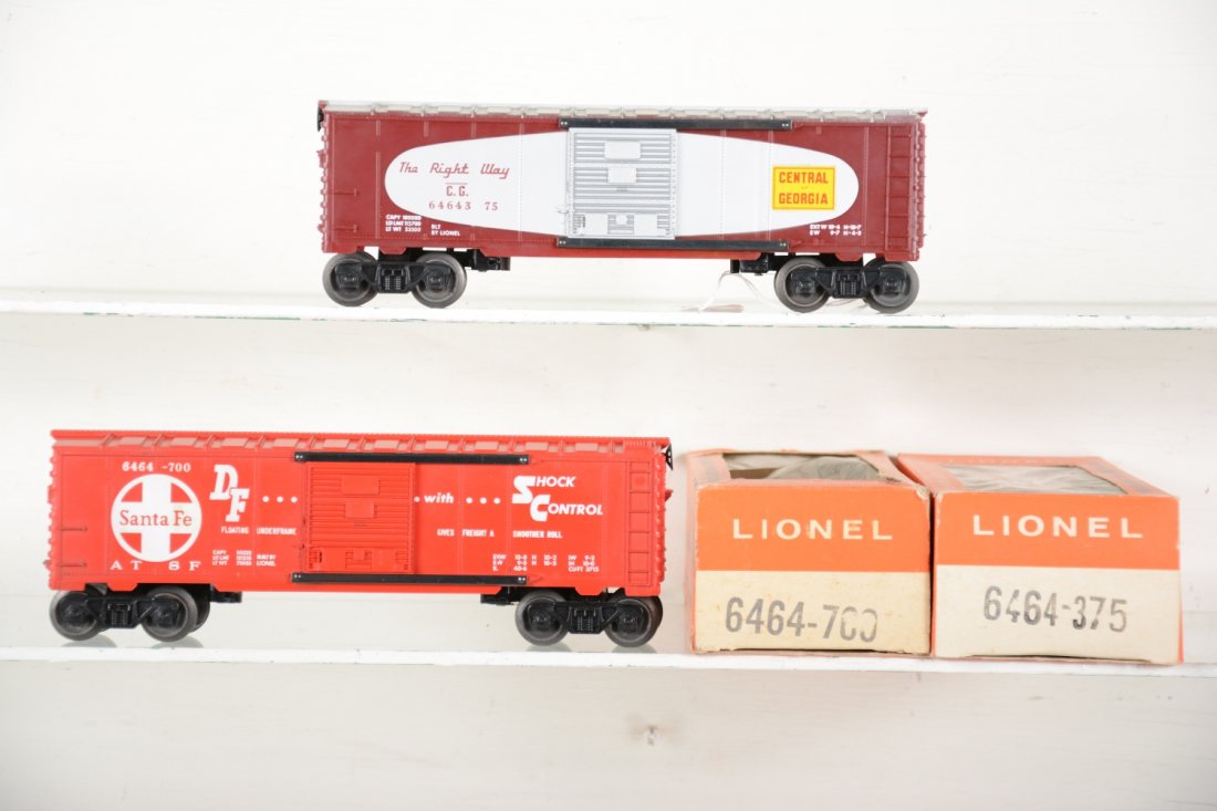 Clean Boxed Lionel 6464 Boxcars (1 of 4)