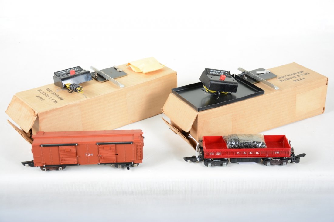 LN Boxed American Flyer 719 & 734 Operating Cars (1 of 4)