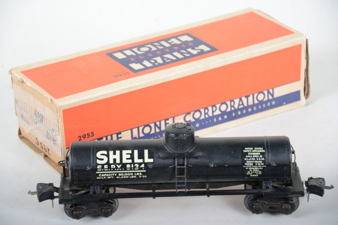 Boxed Lionel 2955 Shell Semi-Scale Tank Car (1 of 4)