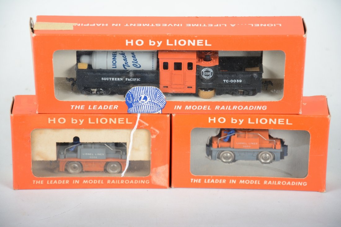 Boxed Lionel HO Motorized Units (1 of 2)