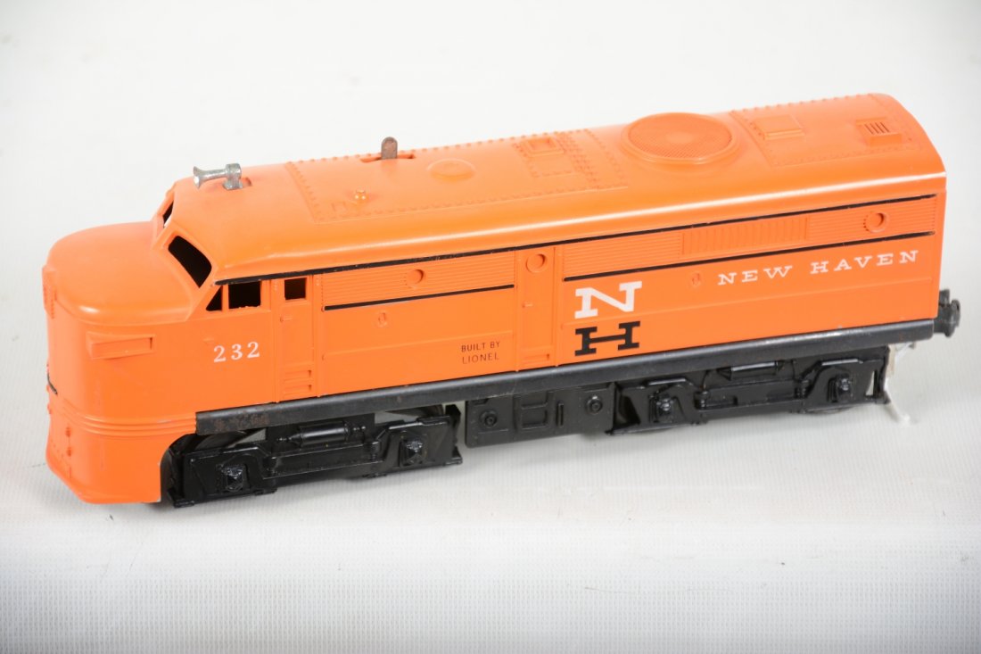 Nice Lionel 232 NH Alco A Diesel: Clean & bright with nice matte patina. It shows light runtime C8. Nice.