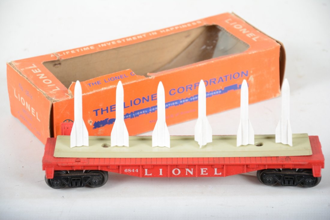 Rare Boxed Lionel Red 6844 Missile Car (1 of 4)