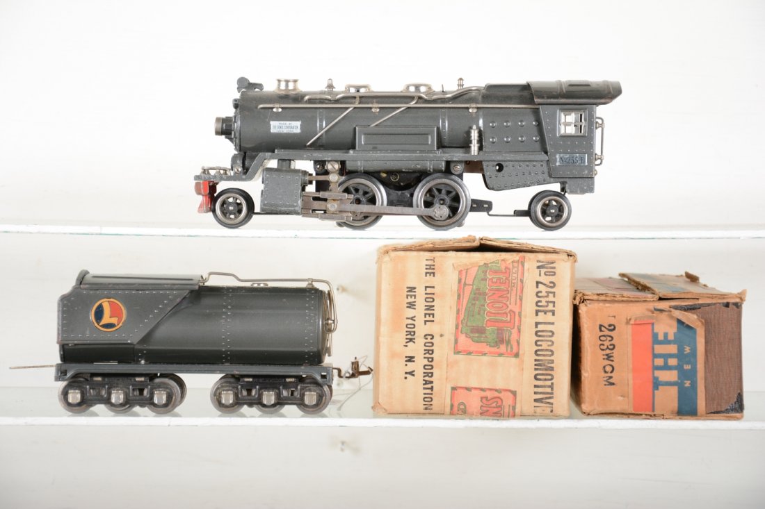 Scarce INTACT Boxed Lionel 255E Locomotive (1 of 4)