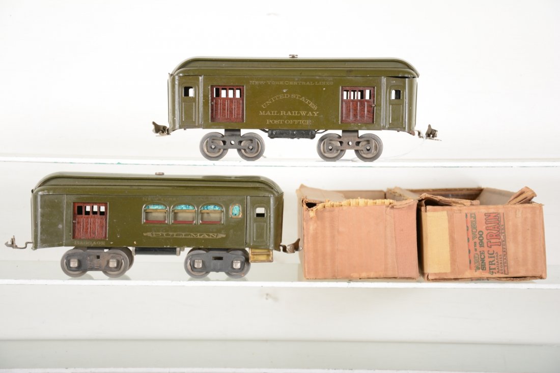 Boxed Lionel 31 & 32 Passenger Cars (1 of 4)