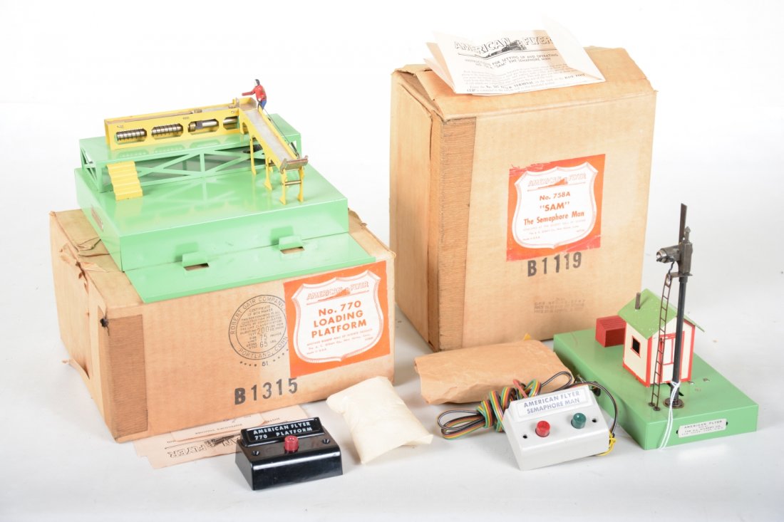 LN Boxed American Flyer 770 & 758A Accessories (1 of 2)