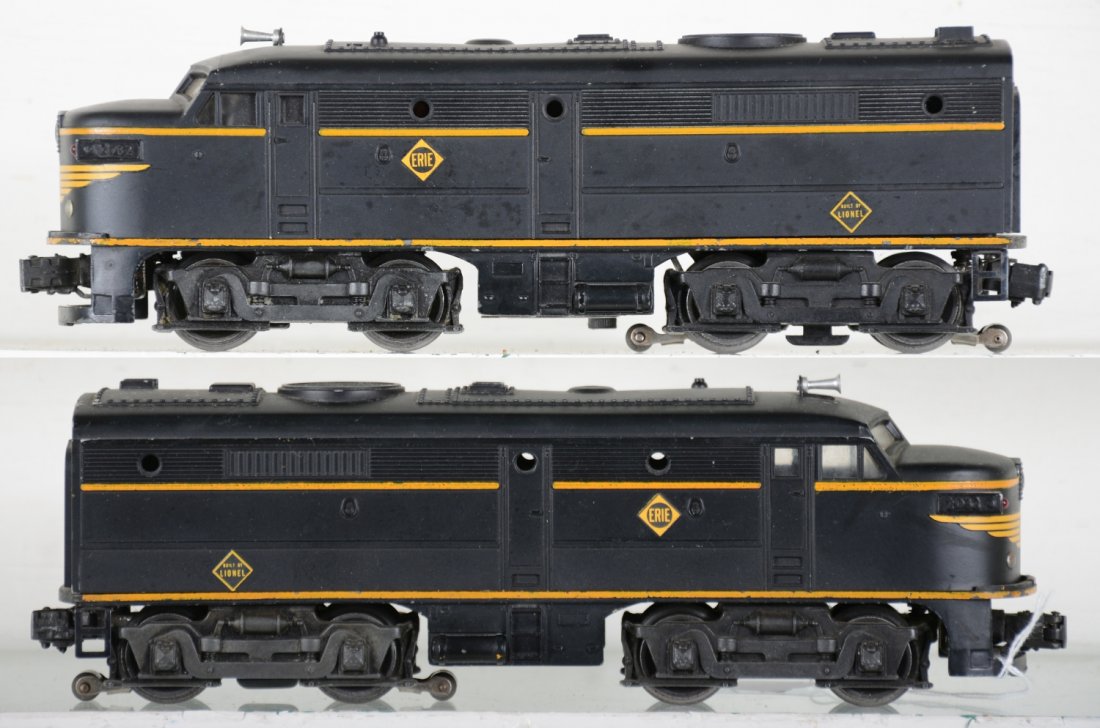 Clean Lionel 2031 Erie Alco AA Diesels: Nice matte patina with 1 nose decal at 92%, rest at 100%. Battery box is clean and they show light to moderate playwear, C7-7+